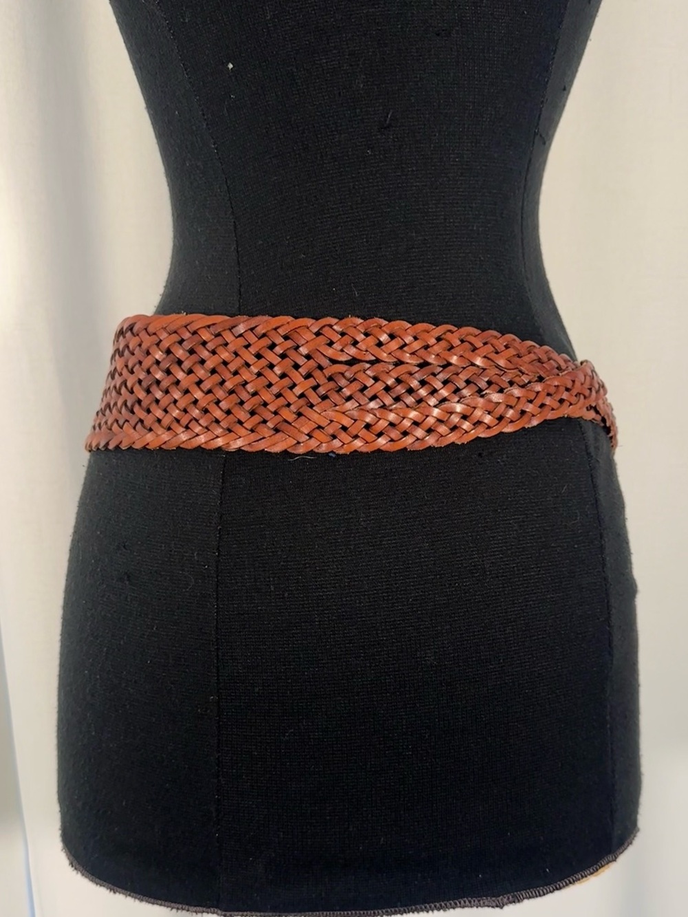 Vintage Chunky Brown Woven Leather Belt - Picture 4 of 7